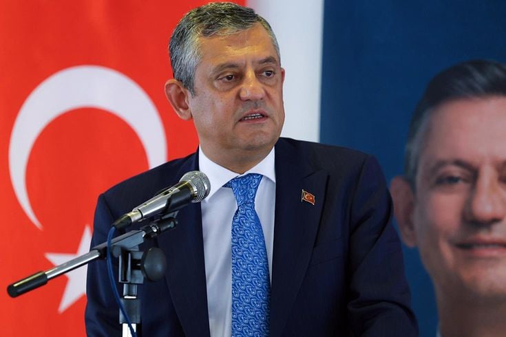 Yeni Parti'nin ilk büyükşehir belediyesi Manisa oldu: Besim Dutlulu CHP'den istifa etti