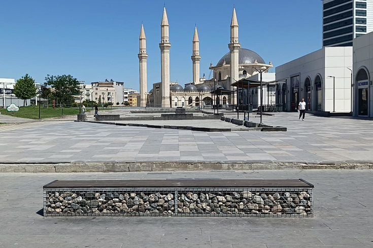 Şanlıurfa’da kavurucu sıcak: 48 derece