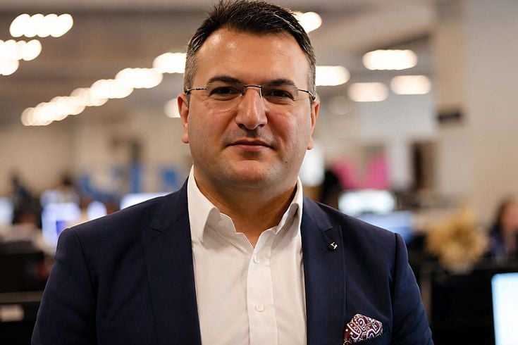 Gazeteci Cem Küçük gözaltına alındı