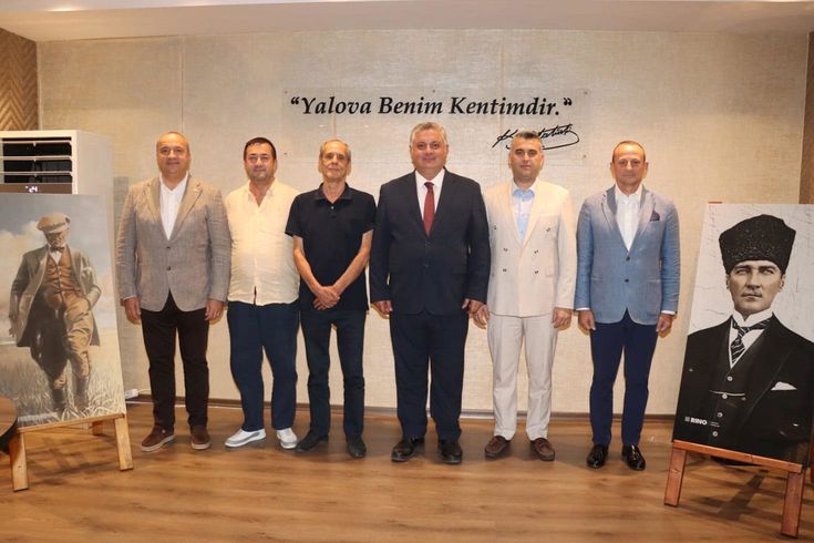 Yalova’da CHP'li 6 başkan Yeni Parti’ye geçti