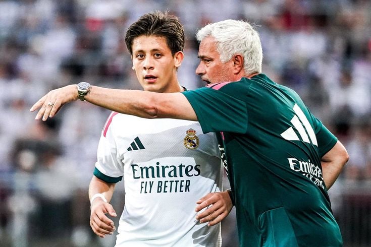 Mourinho ve Arda Gülerli Real Madrid, Oulaili Fiorentina'ya diş geçiremedi