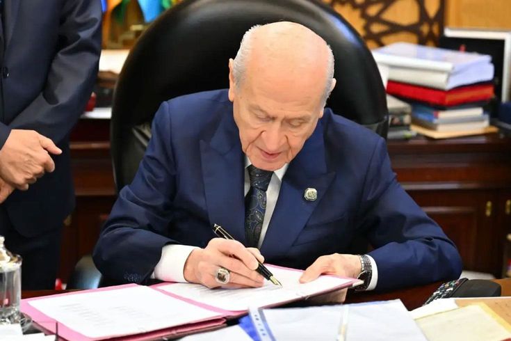 'Çerçeve Yasa'ya imza atmayan MHP'li İzzet Ulvi Yönter'den dikkat çeken paylaşım: Bir canım var...