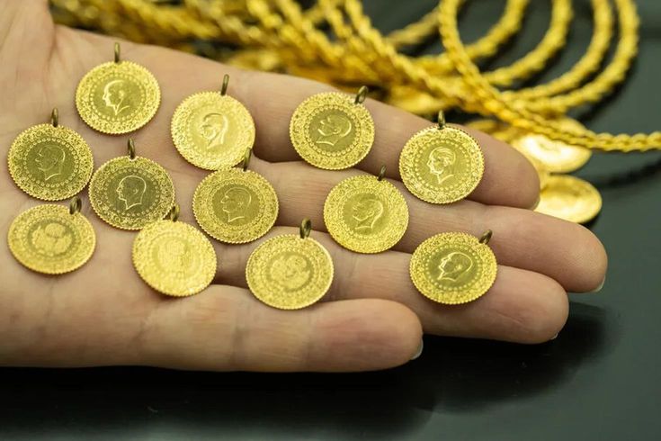 ABD'den beklenen veri geldi, altın uçuşa geçti