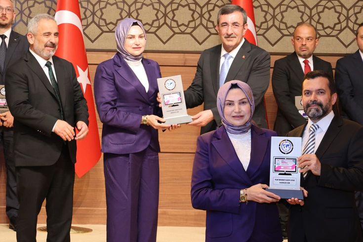 11. Anadolu Medya Ödülleri'ne Haberler.com damga vurdu! İşte başarının perde arkası
