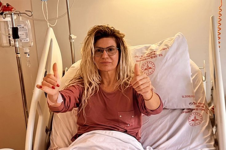 Şarkıcı Mehtap’ın zor günlerinde o ünlü isim yanındaymış!