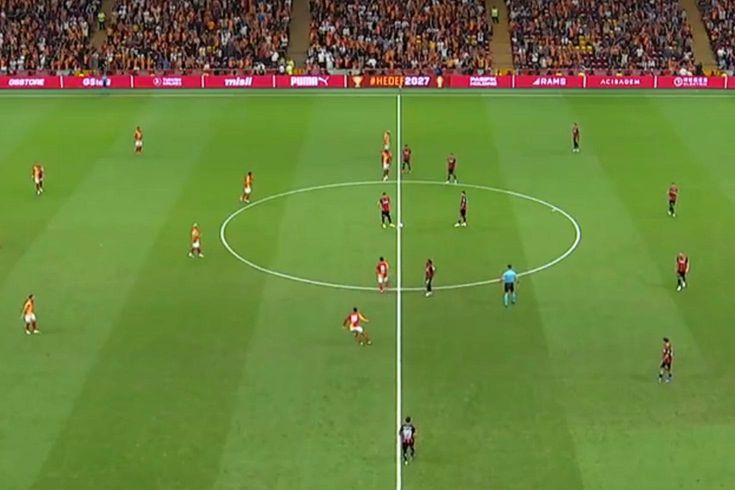 Galatasaray'ın yedek kulübesinde sıfır hücumcu