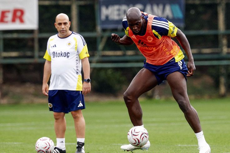 Lukaku Fenerbahçe'de ilk antrenmanına çıktı! Herkes aynı yorumu yaptı