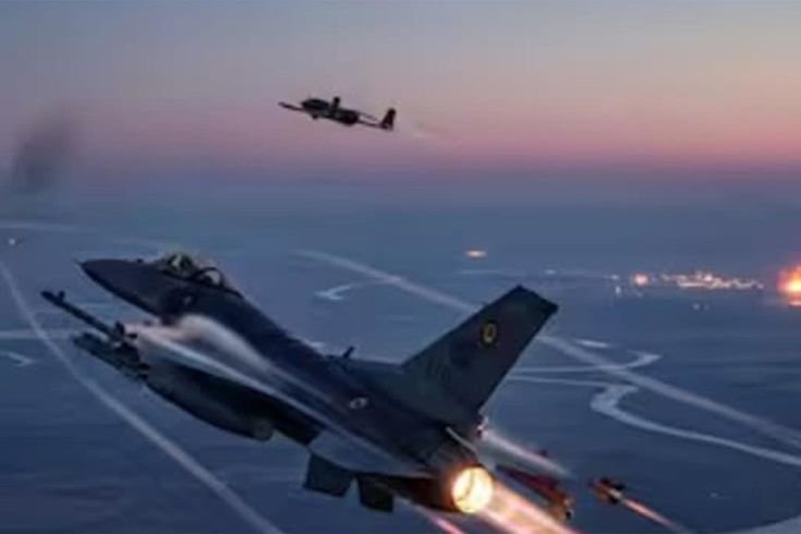 Romanya hava sahasına giren İHA'yı NATO F-18'leri düşürdü