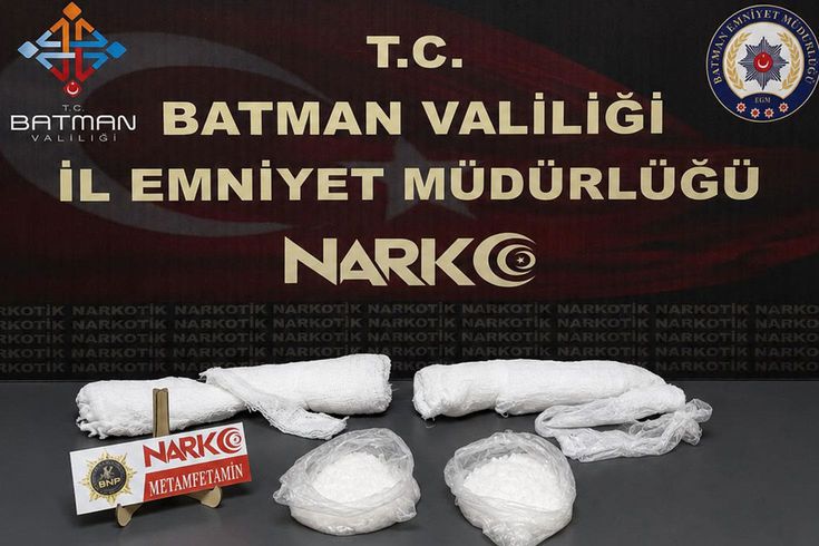 Kolundaki alçıya 1 kilo uyuşturucu gizleyen şahıs tutuklandı