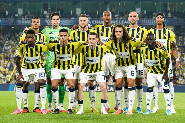 Ülke Fenerbahçe'yi konuşuyor! Greenwood'u yere göğe sığdıramadılar, Kerem'i yerden yere vurdular