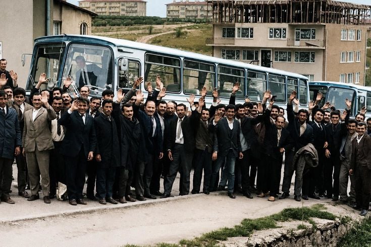 Bir dönem Türklerin gitmek için can attığı ülkeden büyük kaçış var