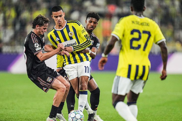 Yıldız isimler yok! İşte Fenerbahçe'nin kader maçının kamp kadrosu