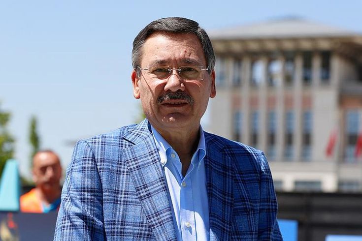 Melih Gökçek'ten Mansur Yavaş'a teşekkür: Doğrusunu yapıyorsun