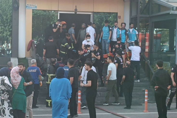 Batman’da spor salonunda yangın: 2 ölü, 1'i ağır 9 yaralı