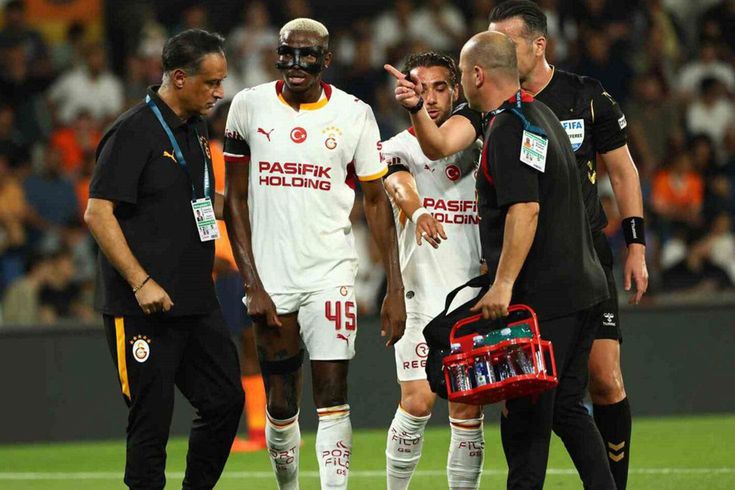 Osimhen sakatlandı! İşte 5 gollü nefes kesen maçın galibi 