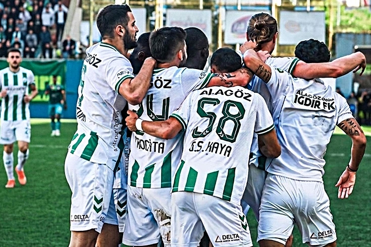 Iğdır FK durdurulamıyor! 90+6'da yiyip, 90+8'de attıkları golle İstanbul'da da kazandılar