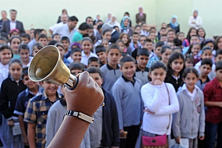 Pazartesi alarmı! Okulların açılış saati değişti