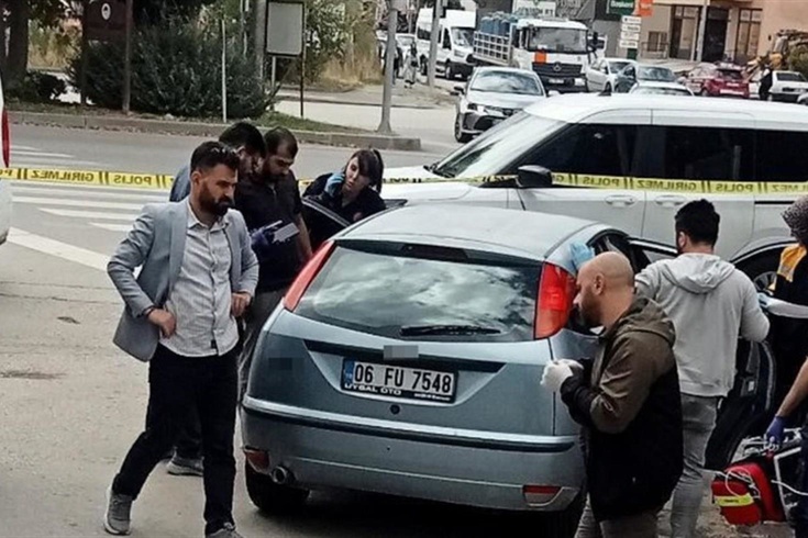 Ankara'da akaryakıt istasyonunda şüpheli ölüm! Çalışır haldeki otomobilde 2 kişi ölü bulundu