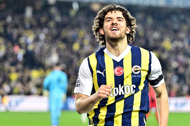 Ferdi Kadıoğlu, Fenerbahçe'ye transfer yapıyor