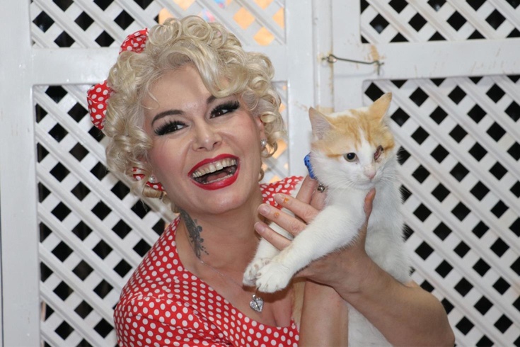 Mardin'de yaşayan Marilyn Monroe lakaplı Melek Karahan'a 1 yıl 3 ay hapis cezası verildi