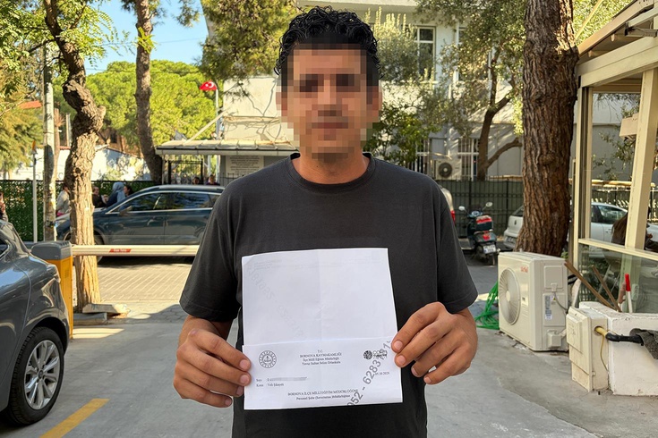 İzmir Bornova'da öğretmen hakkında velilere taciz iddiasıyla suç duyurusu yapıldı