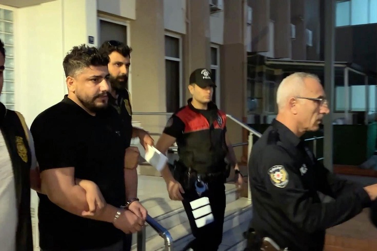 Cinayet soruşturmasında firari iş insanı Levent Demir taziye için Aydın'da yakalandı