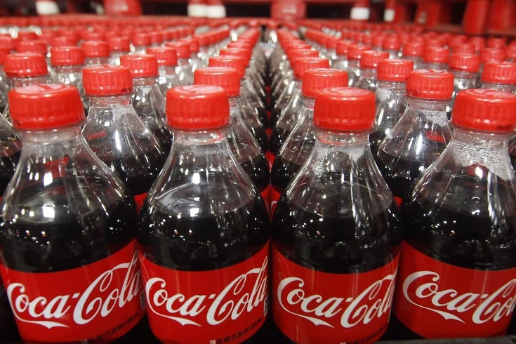 Sektörde tutunamadılar! Coca-Cola, yüzlerce şubesi olan dev markayı satıyor