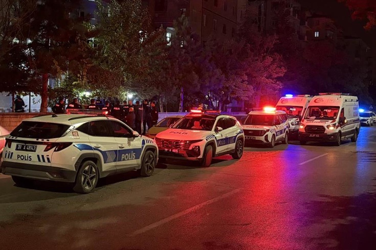 Babasının cesediyle 1 gün yaşadı! Yetmedi, videosunu gönderdi
