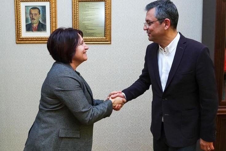 Karaburun Belediye Başkanı Erdoğan, Yeni Parti'den istifa etti