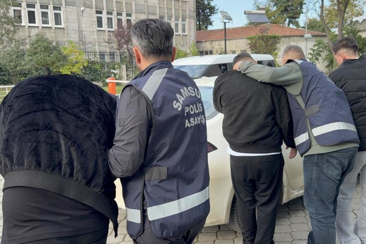 Buluşmaya gitti, çıplak görüntüleri çekildi! Sonrası tam kabus