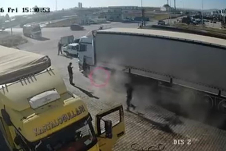 Konya'da sanayi sitesinde korku dolu anlar! Usta ölümden döndü