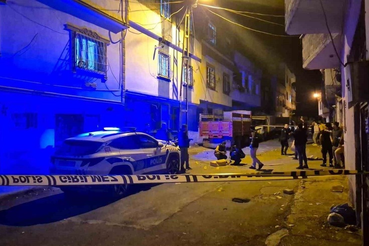 Gaziantep'te çocukların kavgası ölümle bitti! Kadınların saç saça, erkeklerin yumruk yumruğa girdiği anlar kamerada