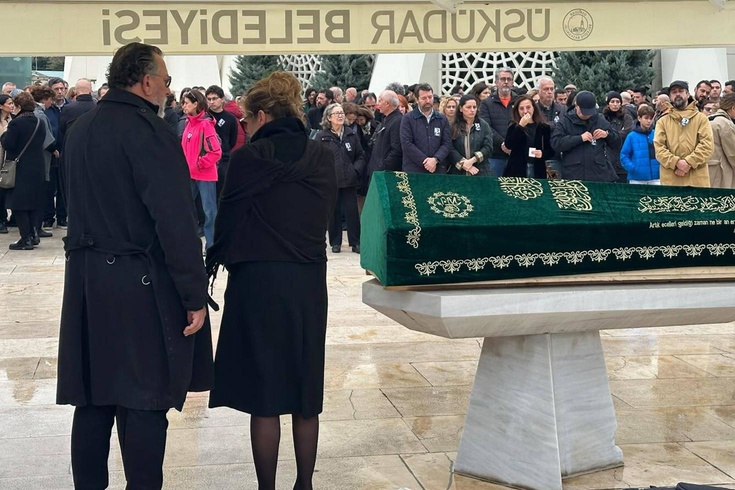 9 gün arayla baba-oğul acısı! Cem Akaş son yolculuğuna uğurlandı
