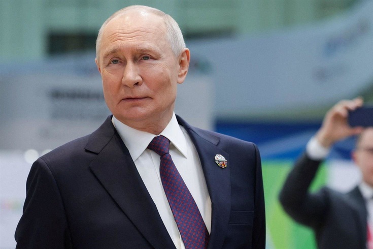 Putin'den Elon Musk'a 'gerçek bir dahi' övgüsü! Starlink için yakın temasta olduklarını açıkladı