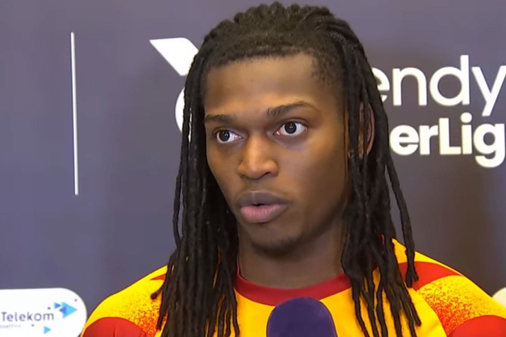 Leao'dan Galatasaray taraftarını heyecanlandıran mesaj