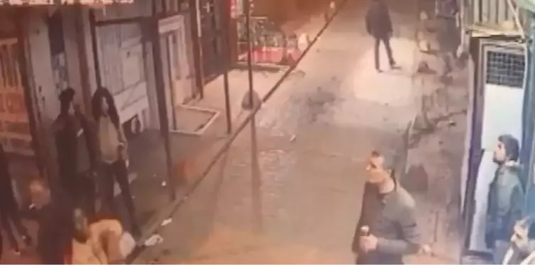 Son dakika haber | Beyoğlu'nda dövülüp gasp edilen kişi öldü