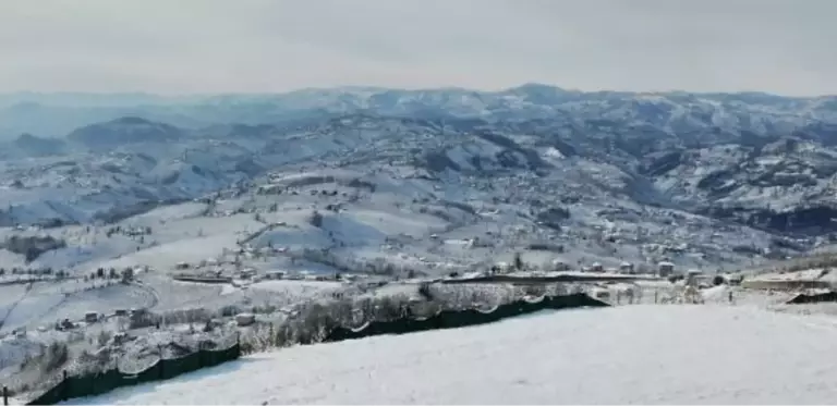 BEYAZA BÜRÜNEN BOZTEPE'DE KAR MANZARALARI