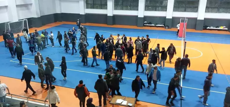 Kastamonu'da Voleybol Turnuvasında Kavga Çıktı