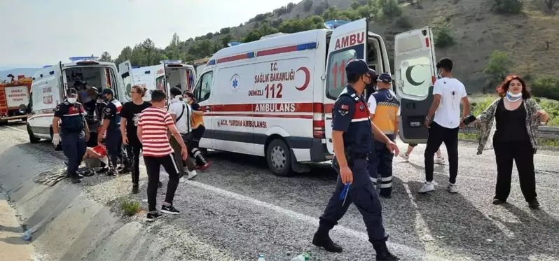 Lösemili öğrencilerinin moral gezisi kazayla bitti: 4'ü ağır 25 yaralı