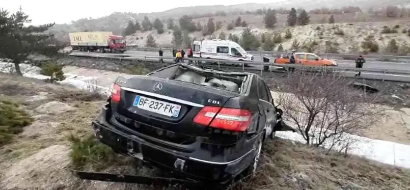 Son dakika haber | İstanbul-Ankara yolunda kaza yapan araç takla attı: 1 yaralı