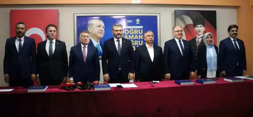 AK Parti Sivas Milletvekili adaylarını kamuoyuna tanıttı