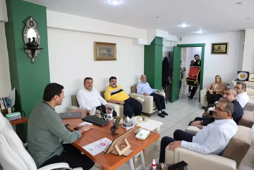 AK Parti Gaziantep İl Başkanı Fedaioğlu'ndan sivil toplum kuruluşlarına ziyaret: Gönül köprülerini güçlendirmeye devam edeceğiz - Resim : 2