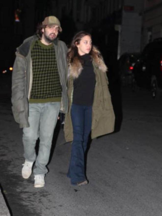 Özge Karayel ve Bartu Küçükçağlayan Foto Galerisi