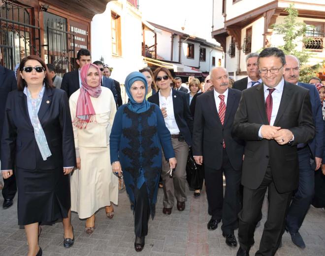 Emine Erdoğan Hamamönü’ne Hayran Kaldı