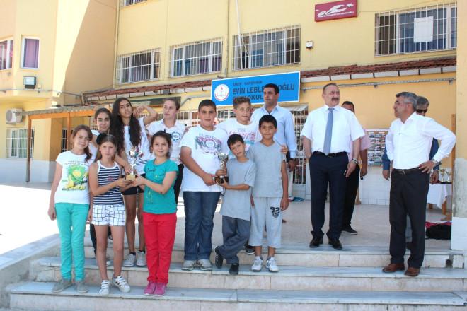 evin leblebicioglu ortaokulu yilsonu sergisi acti foto galerisi