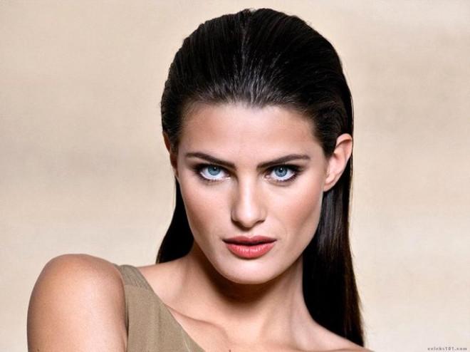 Isabeli Fontana. Brezilyalı modelin biyografisi 97