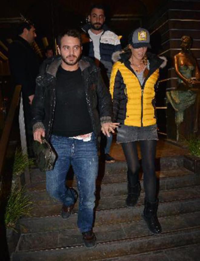 Petek Dinçöz Yeni Sayfa Açtım