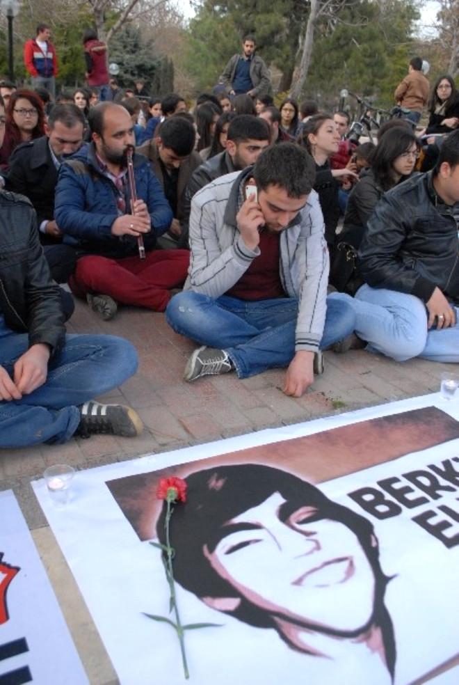 Burdur’da Berkin Elvan İçin Oturma Eylemi