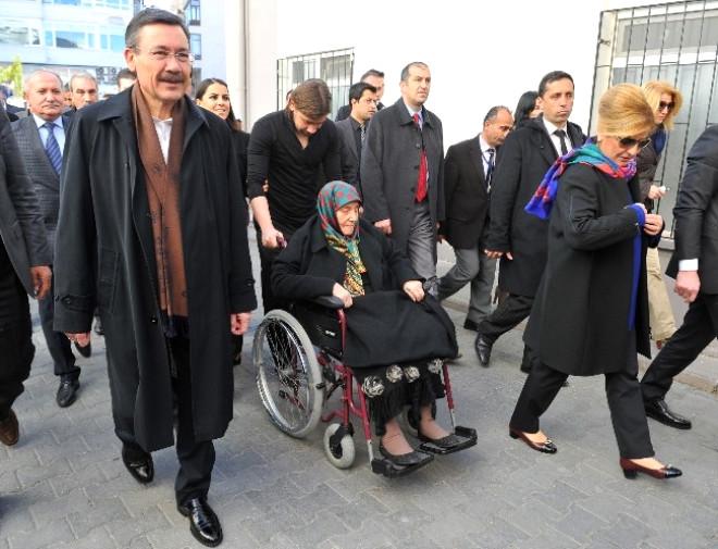 Gökçek Ailesi Oyunu Kullandı