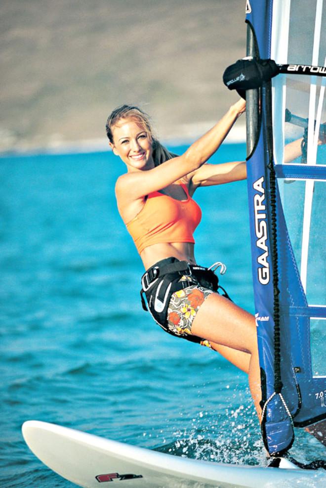 çağla kubat ile ilgili görsel sonucu